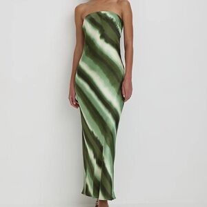 NWT 4th & Reckless Tessi Maxi Dress Size Medium